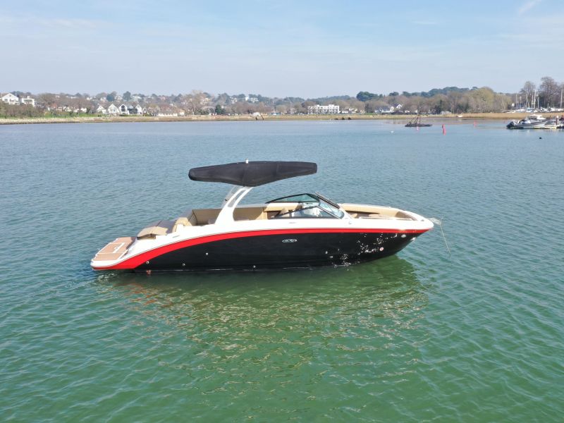 Sea Ray SDX 270