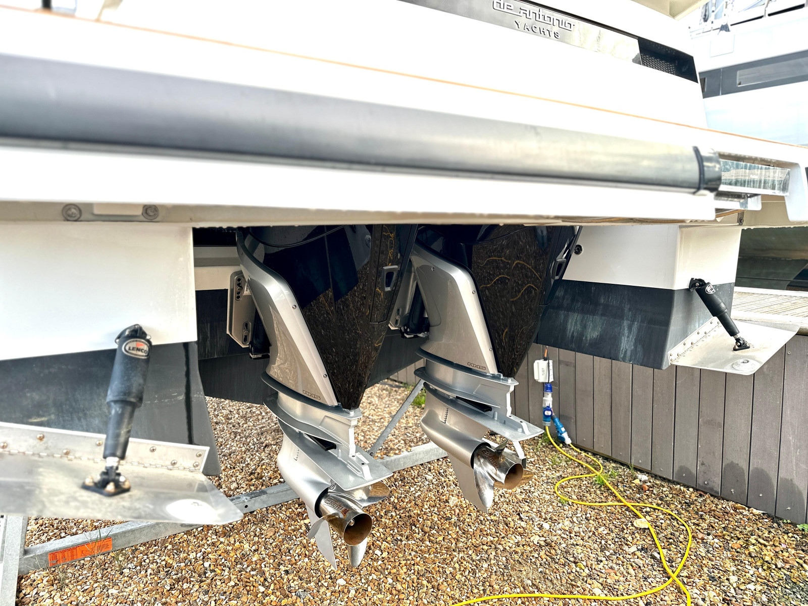 Picture of a De Antonio Yachts D32