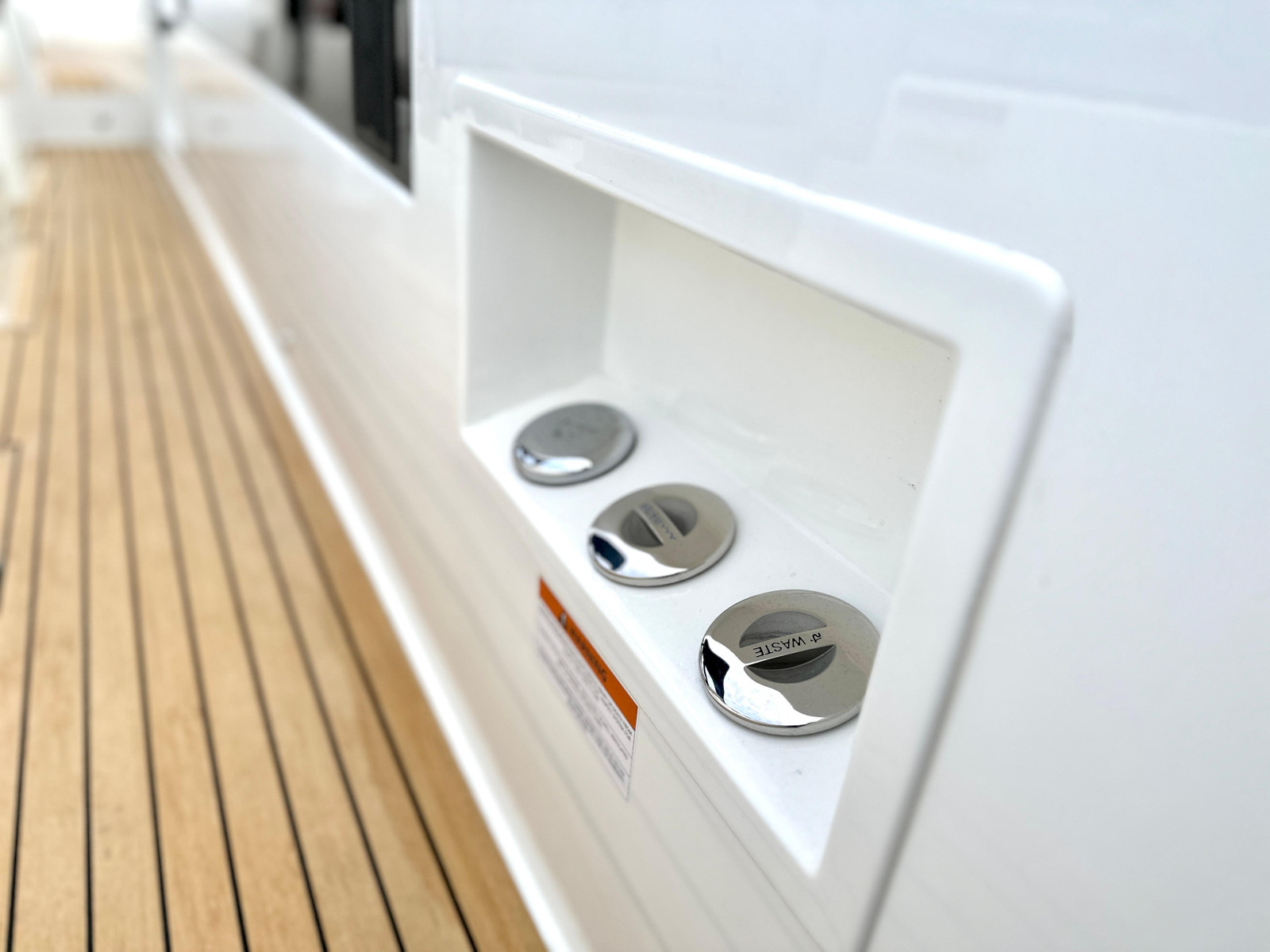 Picture of a De Antonio Yachts D32
