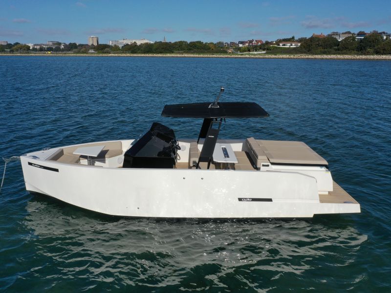 De Antonio Yachts D28 Open